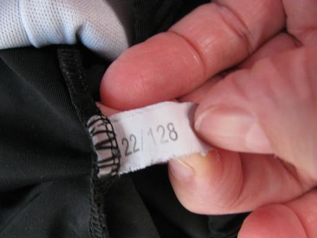 Černé chlapecké plavky, 128