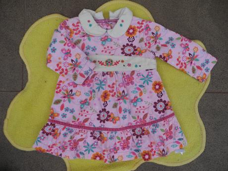 Manšestrové šaty, 68