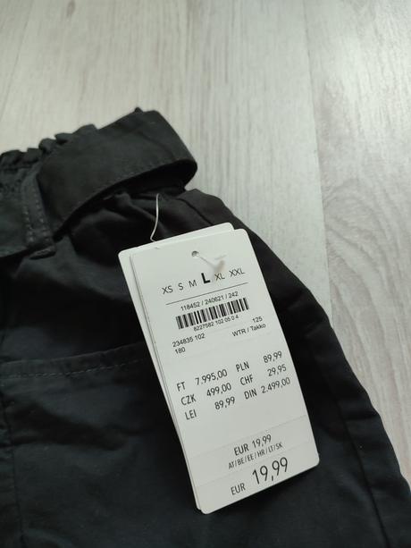 Nové kraťasy pageone, velikost l, l