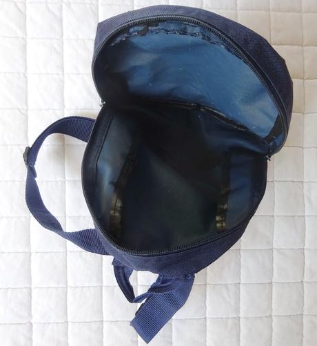 Batůžek s medvědem,