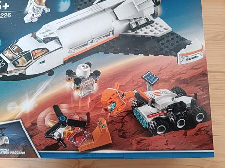 Lego city 60226 raketoplán zkoumající mars,