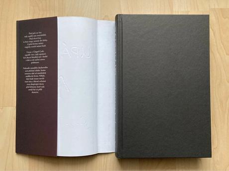 Kniha upálené - c. j. tudor, 