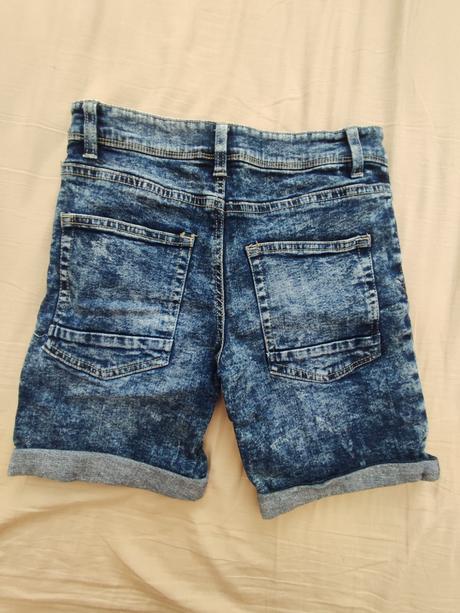 Džínové kraťasy 134-140, 134