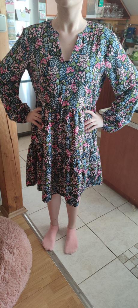 Šaty květy vel 36  volné letní, 36 / s