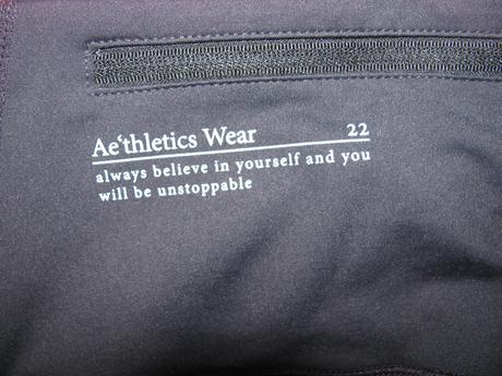 Elastické černé legíny essentials, s