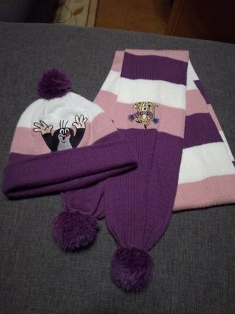 Čepice a šála, 92