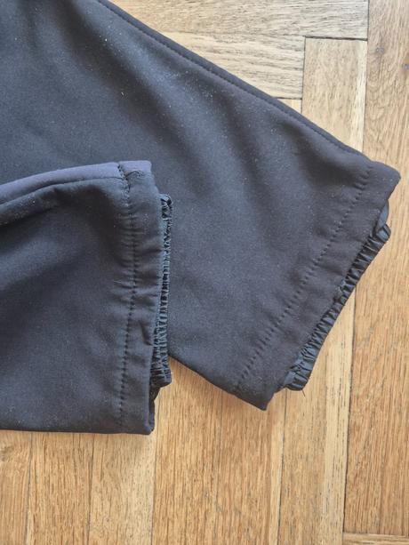 2x zateplené softshellové kalhoty, 122