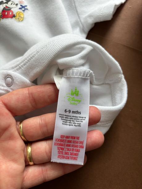 Body bílé mikie - v.6/9 měs, disney,74