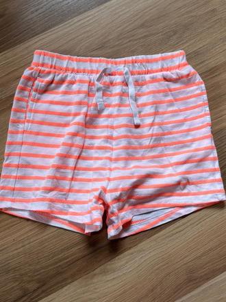 Letní šortky, primark,122