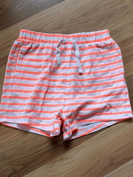 Letní šortky, primark,122