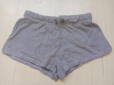 Kraťasy vel.m, esmara,m