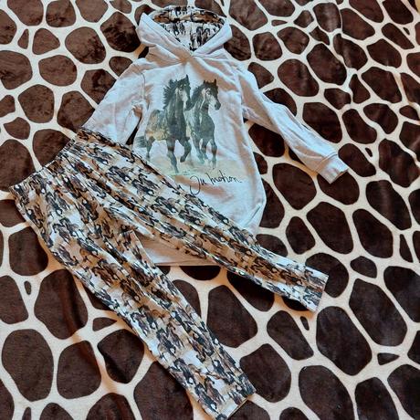 Komplet kuň, bonprix,128