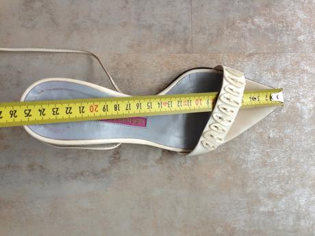 Bílé pásky ozdoby boty vel.37 norma baker svatební, 37