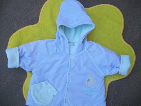 Sametová mikina, 74