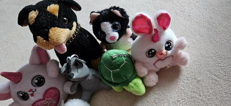 Plyšové hračky - pejsek, jednorožec, kočka, želva,