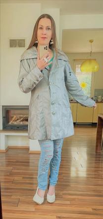 Stříbrná dlouhá bunda chybí knoflík, vel m, david, m