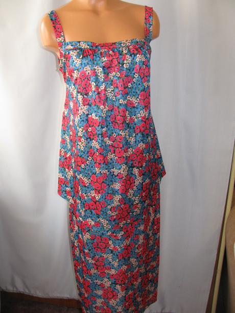 Letní šaty na ramínka, 48