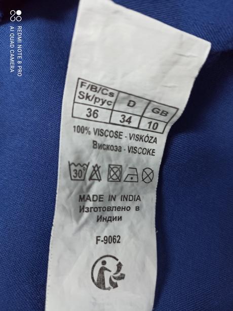 Modrá tunika s krajkovymi detaily, m