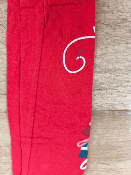 Vánoční legíny, 134