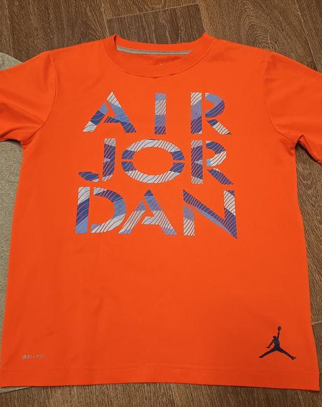 2 ks sportovní trička air jordan a under armour, air jordan,134