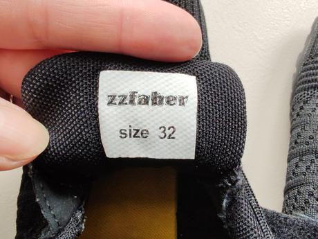 Barefoot tenisky, 32