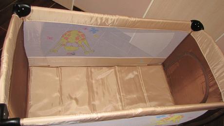 Cestovní postýlka caretero medio - hnědá, 65,120