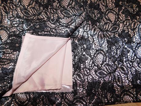 Dámská krajková sukně, 40