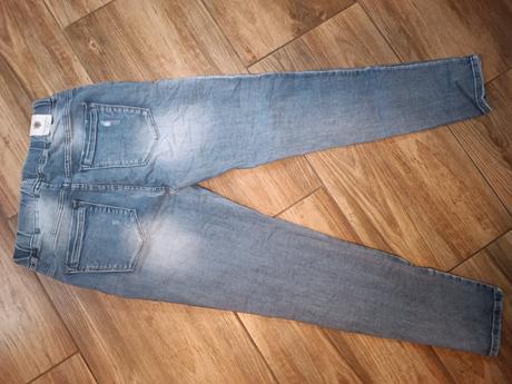 Džíny m, 38