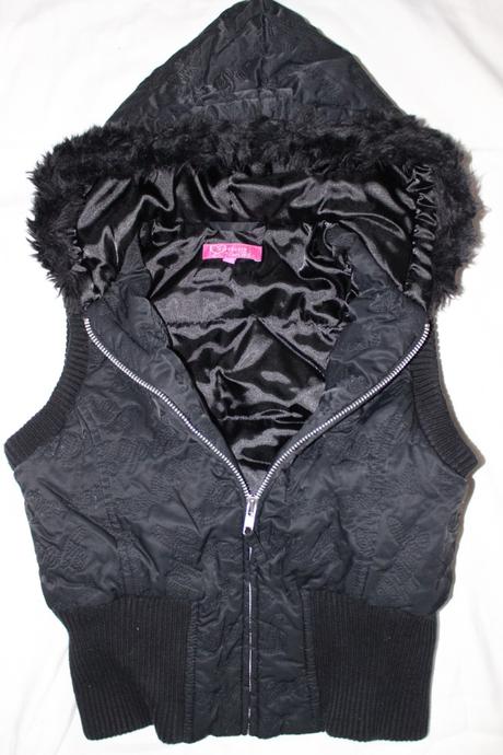 Po86. hezká zateplená vesta, 11-12 let, 152