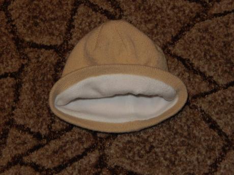 Čepici s pruhem, 86