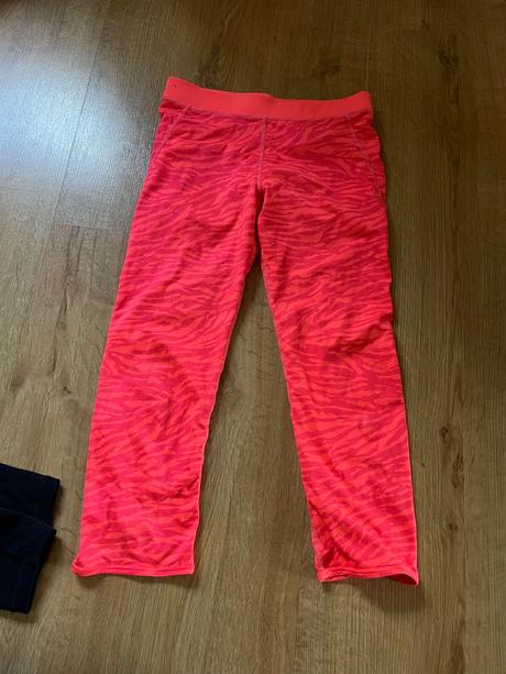 Sportovní legíny, h&m,158