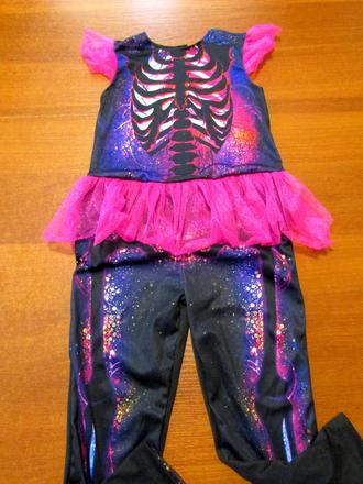 Karnevalový kostým -kostlivec vel 116,