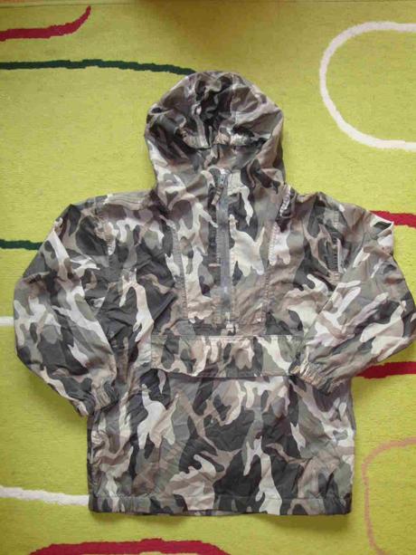 Šusťáková bunda-pláštěnka, 122