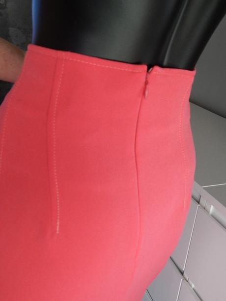 Luxusní sukně s kytkama - vel.l, l