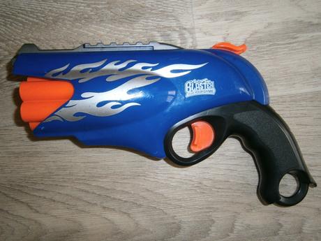 Pistolky nerf,