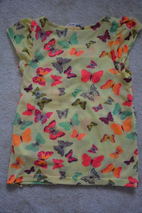 Tuniky s volánky třeba pro dvojčata, h&m,110