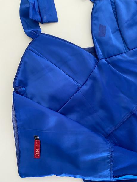 Společenské šaty venitti, m