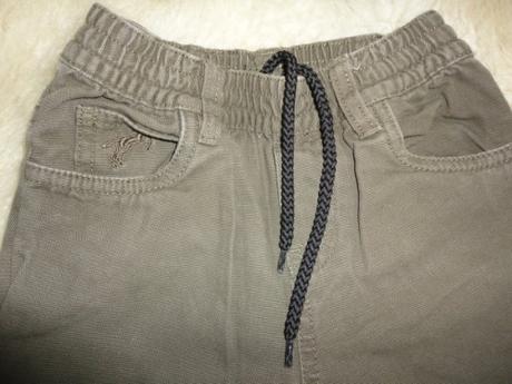 Khaki rifličky do gumy z c+a, vel. 98, c&a,98