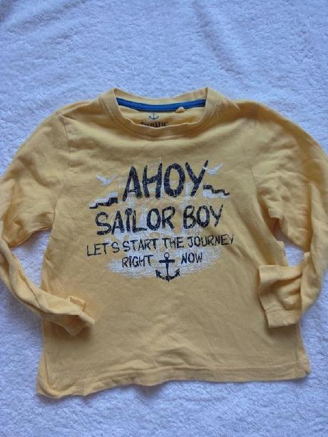 Tričko s nápisem, lupilu,104