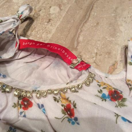 Lehoučké letní šaty, 110