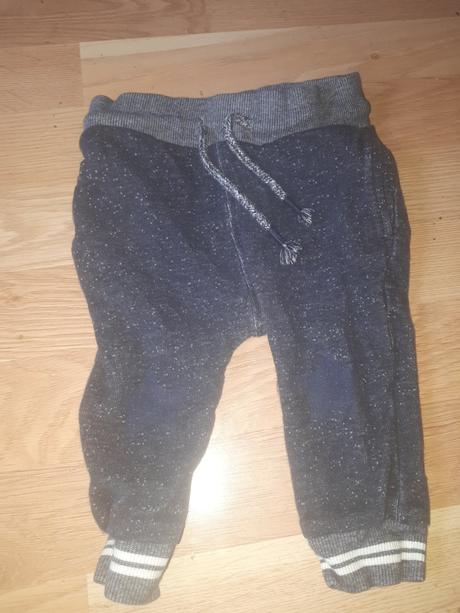 Černé tepláky, next,80