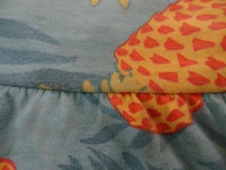 Šaty lupilu vel. 98/104 s ananasama, lupilu,104