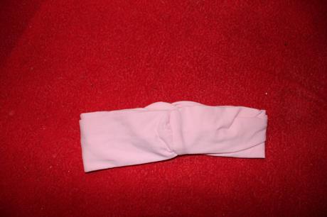 Dívčí zapletená čelenka námořnický uzel, 