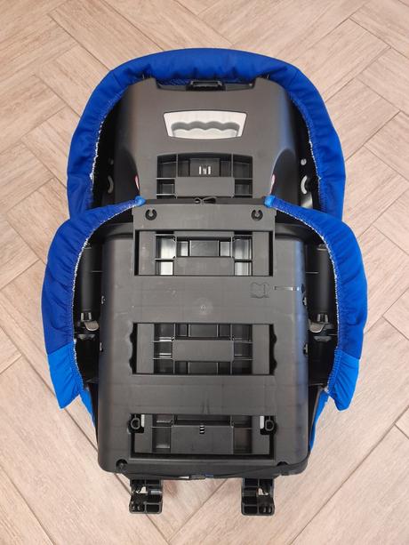 Autosedačka 2v1 maxi cosi rodi xp fix 15-36kg, maxi cosi