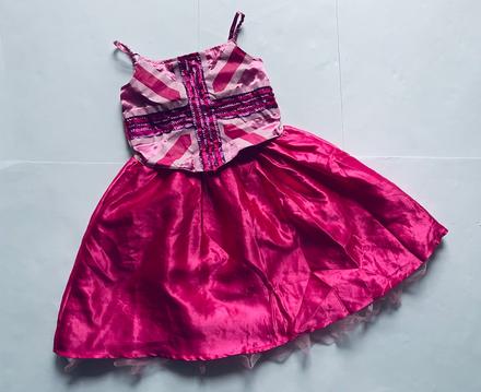 An8/ šaty roztleskávačky - v.5/6 let, 