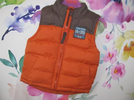 Krásná chlapecká prošívaná vesta, st. bernard,80