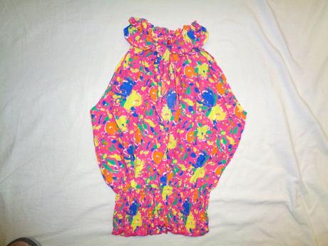 Luxusní pestrý květovaný top, river island,122