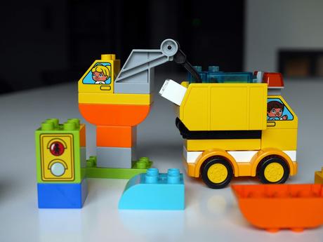 Lego duplo, moje první autíčka, 
