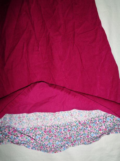 Luxusní fuksiové manžestrové šaty, 110