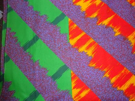 Bavlna pevná fialová s zeleno oranž. pruhem 80x488, 